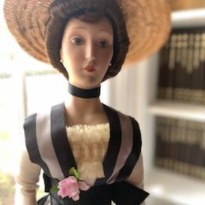 MY FAIRL LADY!!  Beautiful Heirloom Standing Doll portraying Eliza Dolittle